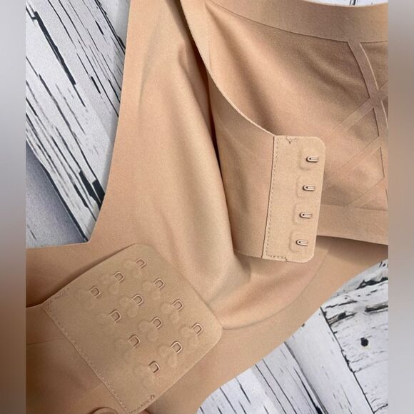 Honeylove Silhouette Bra Color Sand Neutral Minimalist Adjustable 1X - Picture 6 of 7